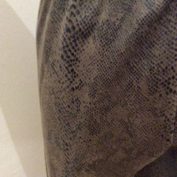 Faux Snake Jogger - Picture 3 of 3